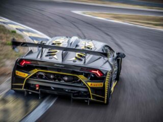 Lamborghini Huracan Super Trofeo Evo_vista posteriore dinamica