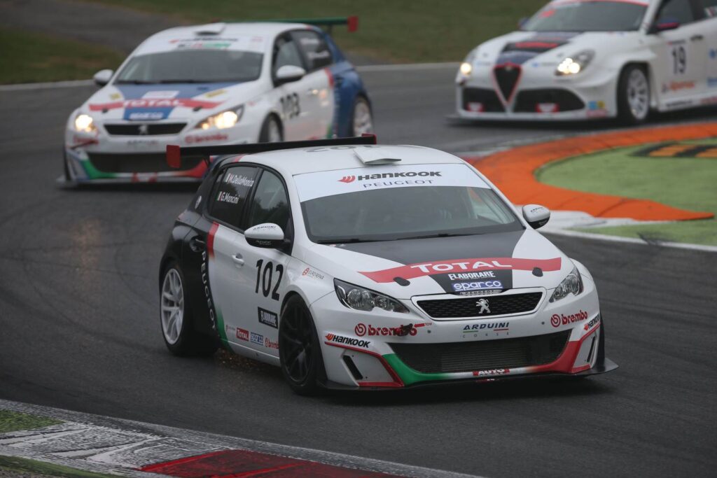 Peugeot 308 Cup. Meravigliosa equilibrista