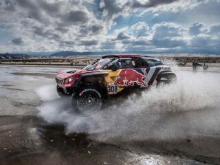 Carlos Sainz vince la sua seconda Dakar