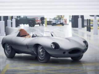 Immagine della Jaguar D Type realizzata conforme all'originale