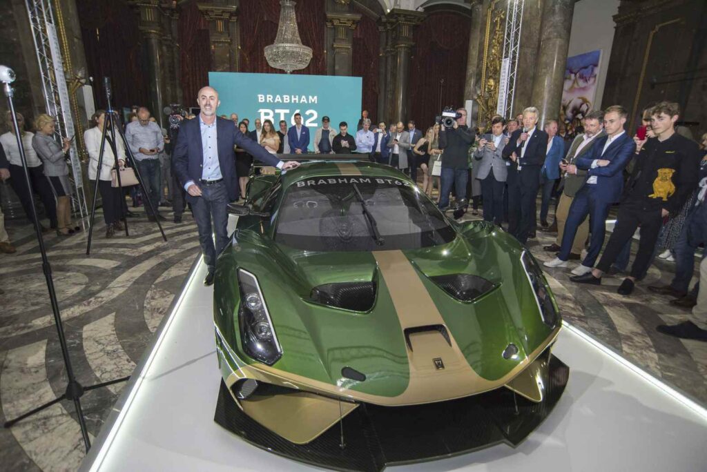 Foto statica della nuova Brabham BT62